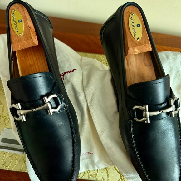 Salvatore Ferragamo Mens Parigi Gancini Black Leather Loafer Sz 9.5D, Excellent - Picture 2 of 11